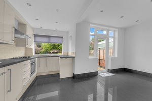 Photo 40- click for photo gallery